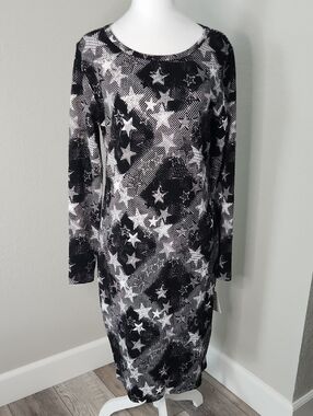NWT Lularoe Debbie Black & White Star-Print Long Sleeve Dress Large